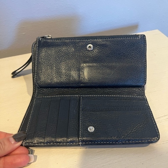 Marc by Marc Jacobs Bi Fold Leather Wallet - Picture 4 of 12